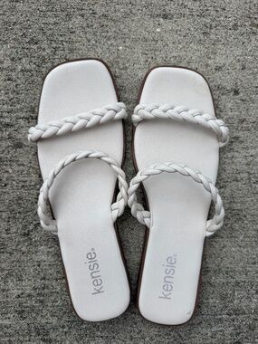 Kenzie White Slide Sandals - Size 7.5